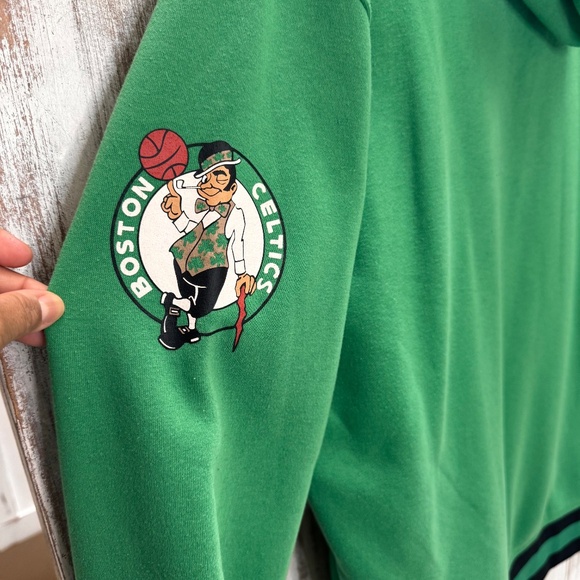 NBA Mens‎ Boston Celtics Green Sweatshirt Hoodie Pullover XL Front Pocket - Picture 7 of 12